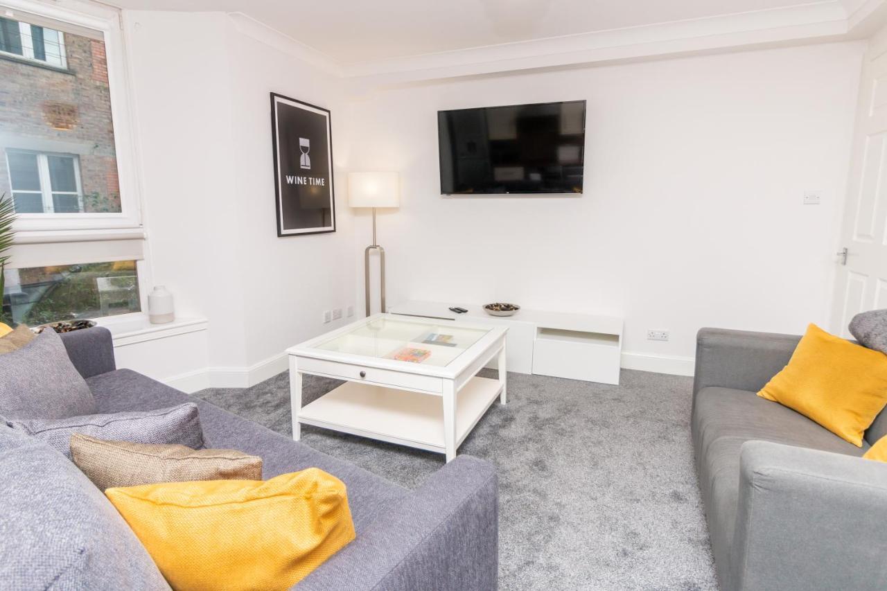 D'City Apartment, Up To 5 Guests ダンディー エクステリア 写真
